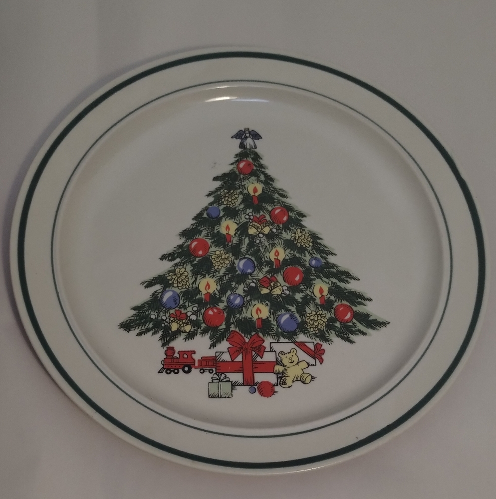 Festive Christmas Tree Plate